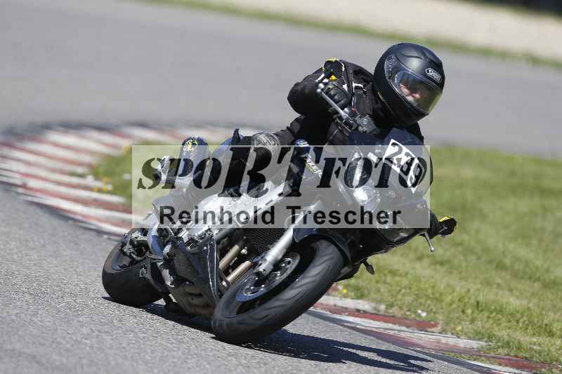 /43 08.08.2025 Discover the Bike ADR/Bike 1 gruen/239